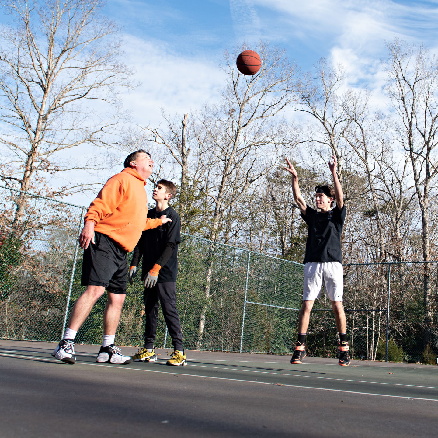 010321_nws_50hoopsclub
